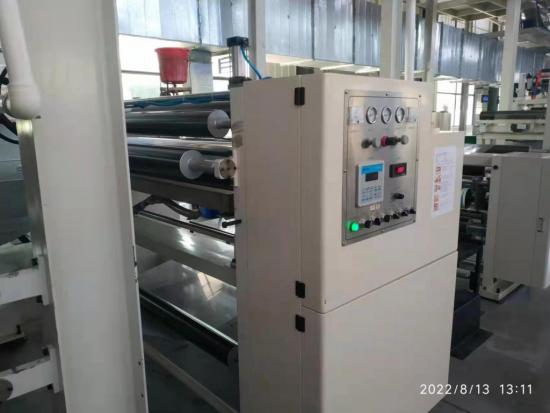 Machine de revêtement de papier thermique
